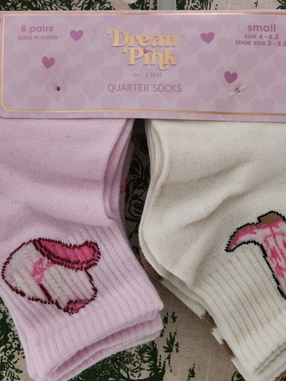 8 Pair Dream Pink Girl's Quarter Socks with Western Motif Size Small